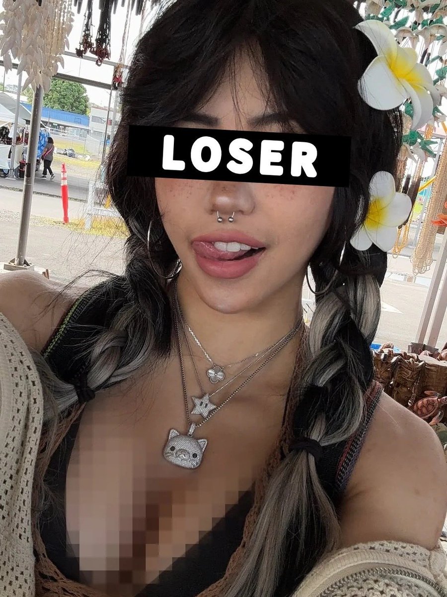 ThugBBCBaiter's tweet photo. I have an autistic fixation with Egirl makeup. Specifically the shiny contoured nose makeup, something about it is so triggering 🥴 https://t.co/giK6OeAE2p