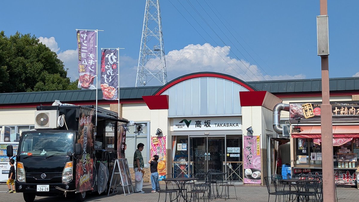 wat_twr's tweet photo. 長岡から帰省先の松本で一泊、昼過ぎから移動開始してます。長野道岡谷JCTの工事渋滞や中央道笹子や小仏の渋滞名所区間を避けて広域迂回を実施。上信越道経由し関越へ。高坂までたどり着きました。さすがに都心に近づくと関越も渋滞してますが比較的スムーズです。200kmも一回で乗ったのは初めてです。 https://t.co/3GLYwRi96b