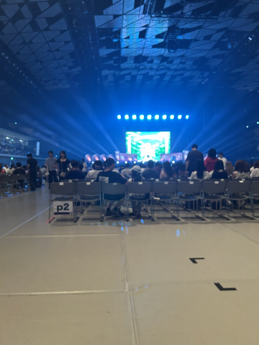 misato_repe0623's tweet photo. とりあえずカリナ様からのファンサいただきましたので無事昇天してます😇
腕時計写真も撮ってくれたし！
ウィンターは天使すぎて眩しかった👼 https://t.co/2ixctmXrPv