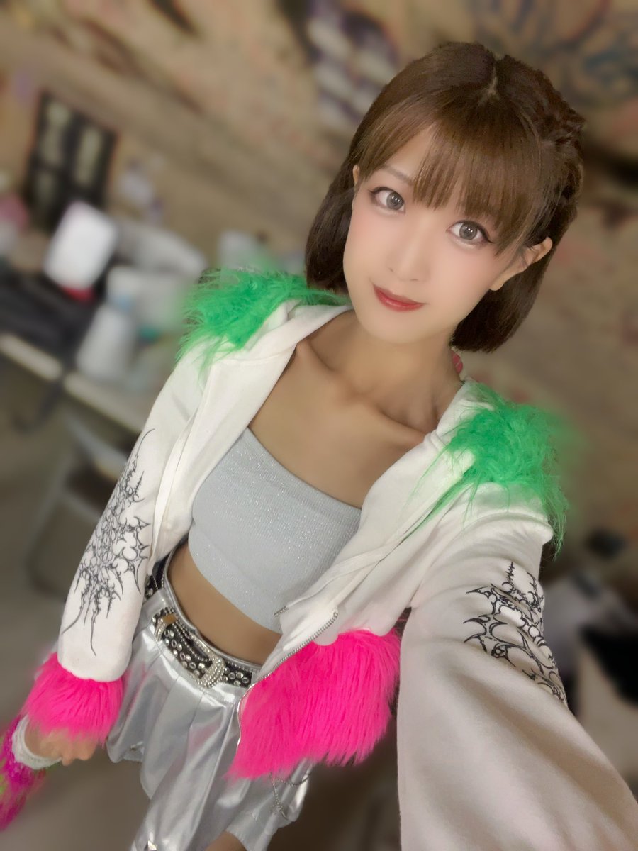 AbleGleam_karen's tweet photo. 【仙台でHASYAGE!!!!-現体制ラストSP-】ありがとうございました！🔥

最高のみんなとはしゃげて心の底からとっても楽しかった！
ライブが楽しいって思えるのはみんなのおかげ！🌟

まだまだエイヴァルいくぞ！⤴️

そしてSOMOSOMOさんいつもありがとうございます！🥹
今後ともよろしくお願いします🙇🏻‍♀️ https://t.co/8py3OwbecZ