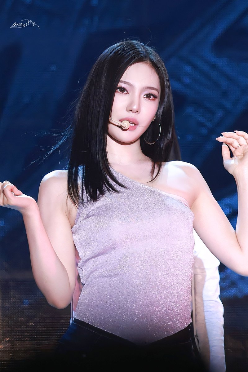 AndusMui's tweet photo. 260720 TOKYO FANMEETING

#NINGNING #aespa
#닝닝 #宁宁 #宁艺卓 https://t.co/IJzIhubY63