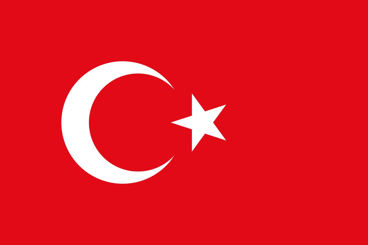PiyasaTturkiye's tweet photo. 🔴 Hükümet, yeni bir asgari ücret modeli üzerinde çalışıyor.

📍Hükûmet, bölgeye ve sektöre göre farklı asgari ücret sistemini değerlendiriyor.

📍Her il ve her sektör için aynı ücret yerine farklı modeller masada.

📍Olası düzenleme öncesinde işçi ve işveren taraflarının görüşleri alınacak.

📍Çalışan haklarının korunması ve üretimde sürdürülebilirliğin gözetilmesi hedefleniyor.

📍Nihai kararın, Çalışm Bakanlığı ile ilgili kurumların değerlendirmelerinin ardından verilmesi bekleniyor.

-Türkiye Gazetesi