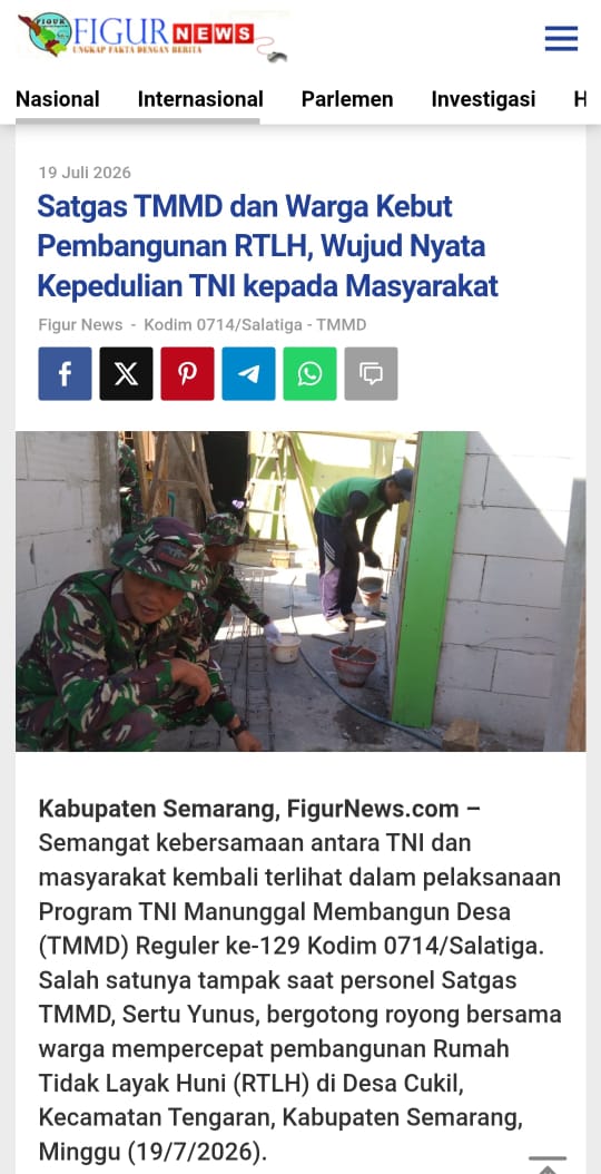 VOxsaa's tweet photo. Prajurit TNI duduk bersila bersama pemuka adat, meminum kopi pahit sambil berbincang tentang sejarah dan cita-cita ke depan.
Keakraban Kekuatan Bersama https://t.co/enXtBVmJhP