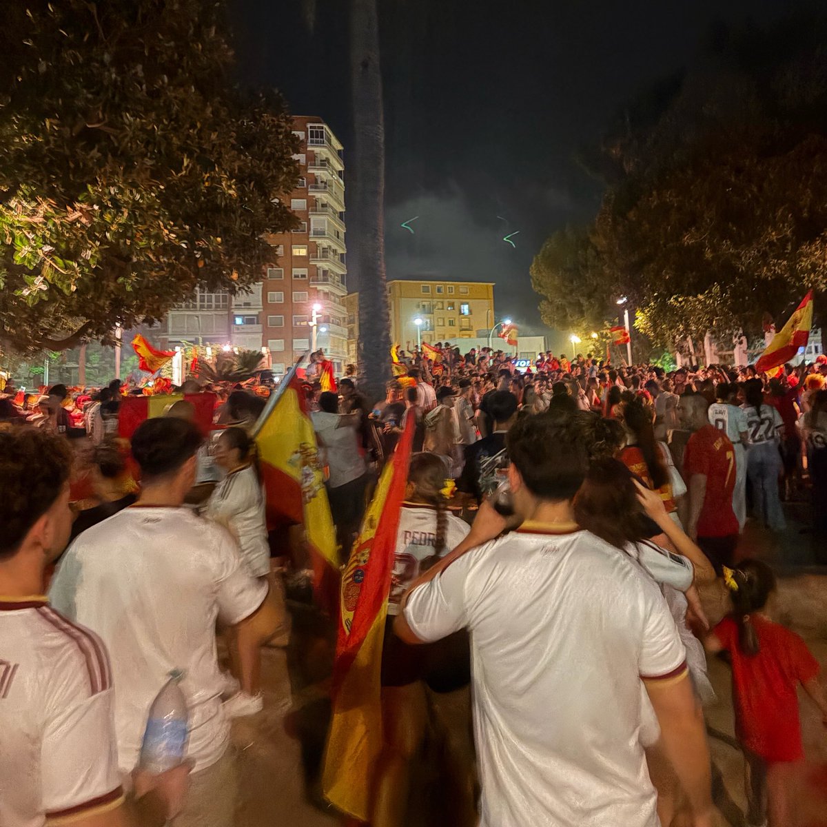 DavidZhan_'s tweet photo. Ahora sí que tendrá sentido cuando digan “devuelvan el oro” https://t.co/QpQSXY5M2J
