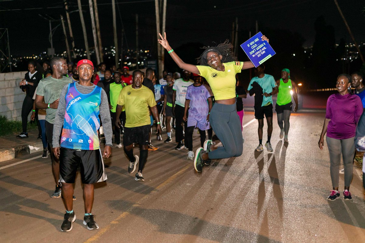 mutungomadbus's tweet photo. The #MidNight_Run  here.
🏃🏾 22KM Run 
🚶🏾🏃🏾 10KM Run/Walk

Come experience Mutungo at midnight with the various running communities.

Register now before it's too late: 
👉 https://t.co/HLaRCWsw2C https://t.co/k7ZvYvWlG1