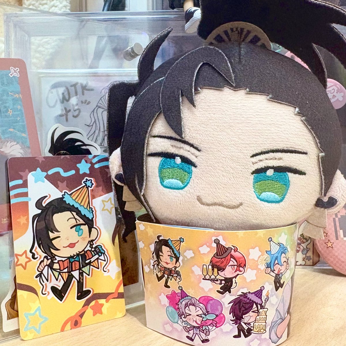 JSpancake66's tweet photo. Learn the right way(?) to display the cup sleeve
Nuiwiwi you are a little cupcake now!🧁🤤 

#HSoshikatsu_TW https://t.co/ZN8ypQD4B5