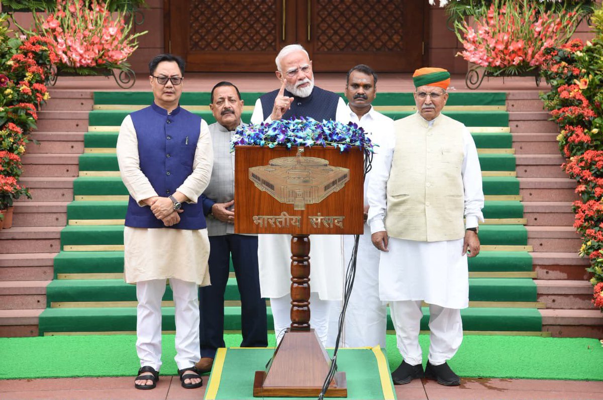 DrLMurugan's tweet photo. As the Monsoon Session of Parliament begins today, our Hon'ble Prime Minister Shri @narendramodi ji addressed the media today.
Highlighting India’s recent achievements across national, international, and space sectors, our Hon'ble Prime Minister specifically remarked on the commendable Vikram-1 launch, a mission led by our youth, reflecting the nation’s immense potential.
Let's all align with our Hon'ble Prime Minister's hope for a productive and meaningful session ahead.