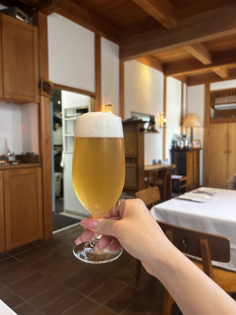 hymg_ch_'s tweet photo. 行ってみたかったお店へ行ってきた🍽️🤍

わたしと夫で違うメニューを選んだんだけど、どれもとんでもなくおいしくて感激…！よいお店と出会えてうれし〜このために生きてる〜 https://t.co/GFC54qQVHC