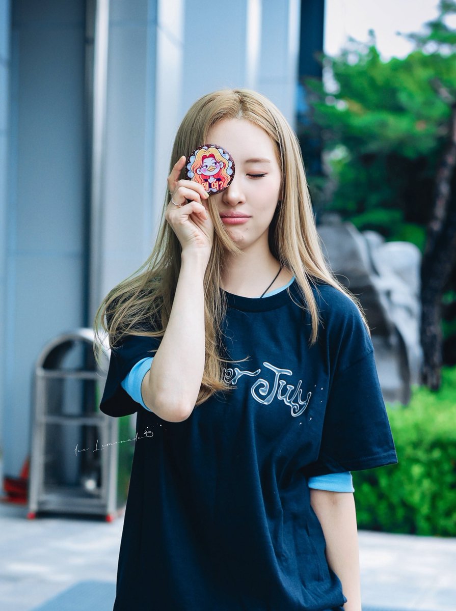 레몬에이드 tweet media