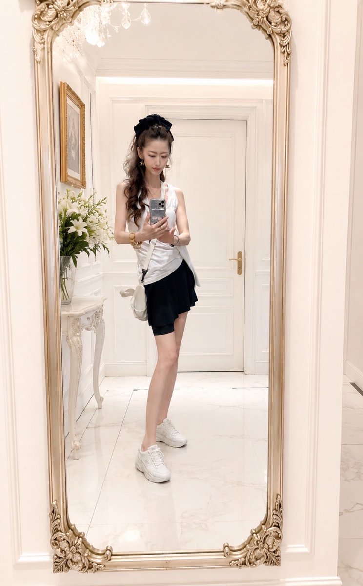 coco_asami0913's tweet photo. My walking style today 🤍👟
Wishing all my beloved friends good health, peaceful days, and hearts filled with happiness. Thank you for always being here with me. 🌿✨
COCO🌹🦋
#WalkingStyle #Peace #Health #Gratitude #HaveABeautifulDay https://t.co/Q5W0NHuz8h