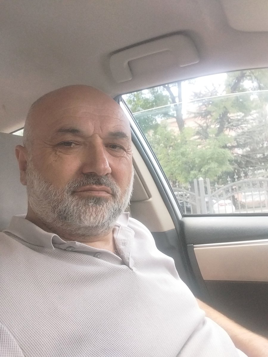 HALILBABA110251's tweet photo. GÜNAYDIN ANKARA EVLI CIFTLER YAZIN TANISALIM https://t.co/d2Po8H11AT