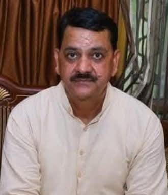 BhupinderShooda's tweet photo. पूर्व विधायक राजपाल भूखड़ी के निधन का समाचार सुनकर दुःखी हूँ। 

दिवंगत आत्मा को श्रद्धांजलि और परिवारजनों व समर्थकों के प्रति गहरी संवेदनाएं व्यक्त करता हूँ। ईश्वर से प्रार्थना है कि परिवारजनों को संबल प्रदान करें। https://t.co/s8H7giivsM