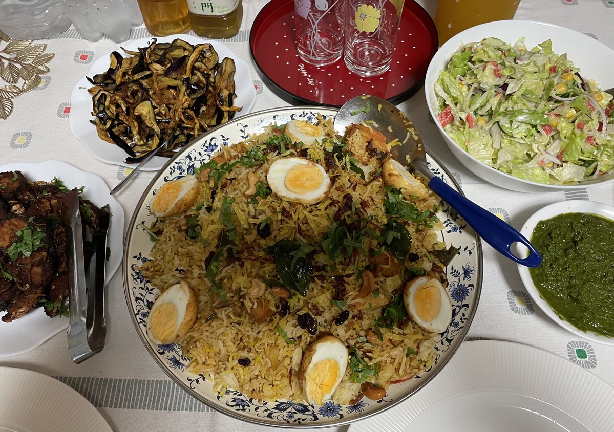 mitsuko_cat's tweet photo. スリランカの人が作ってくれたフィッシュビリヤニ。すごく美味しかった。 https://t.co/tHkGMGQO8M