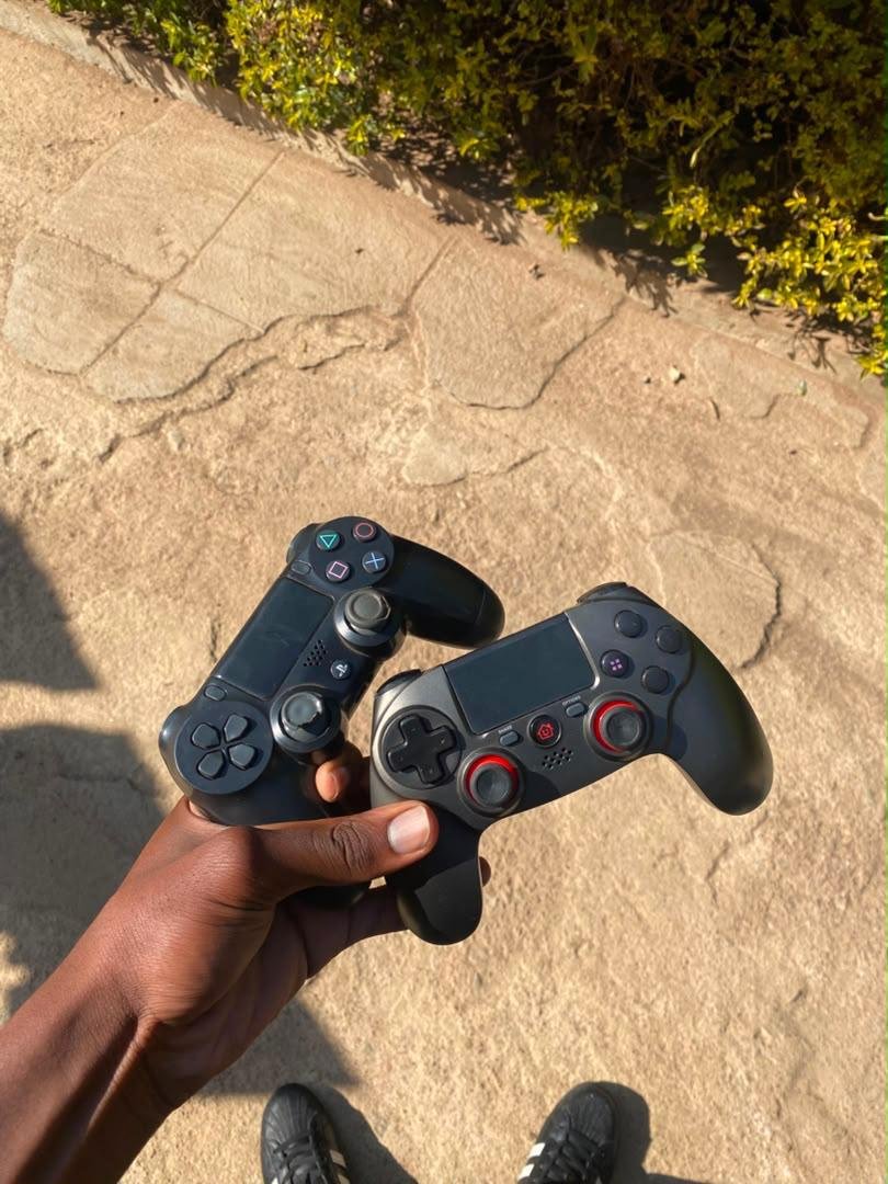 Kuthamanga27's tweet photo. @lbjoza 🎮 Bluetooth Controllers for PC &amp; PS4
💰 MWK 65,000
📍 Lilongwe
Ready to level up your gaming? 🔥
DM for business 📩 https://t.co/DfXejsR6Jo