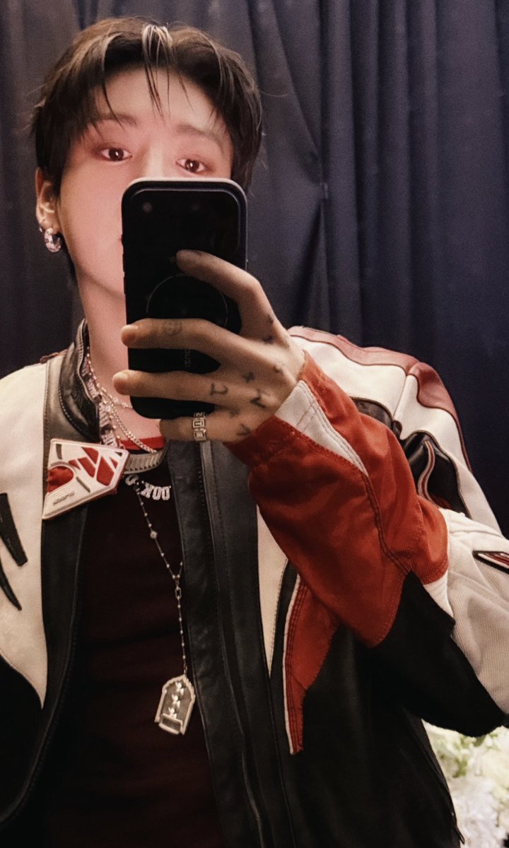 miniminisoull's tweet photo. — #JUNGKOOK historias Instagram.
@BTS_twt https://t.co/nn9DAPqYzg