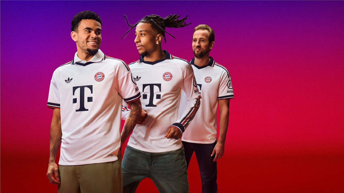 iMiaSanMia's tweet photo. 📸⚪🔵🔴 Bayern's new away kit has officially been unveiled https://t.co/6S2IRWWhYX