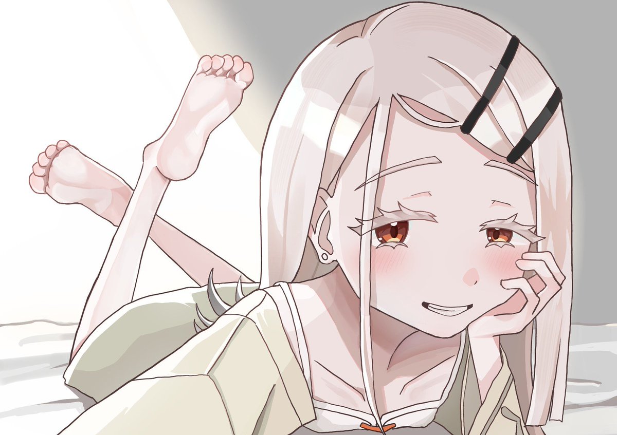nini_2nni's tweet photo. #三連休はフォロワーさんが増えるらしい
篠澤広ちゃんのイラスト描いてます！ https://t.co/OVBxx01Whc