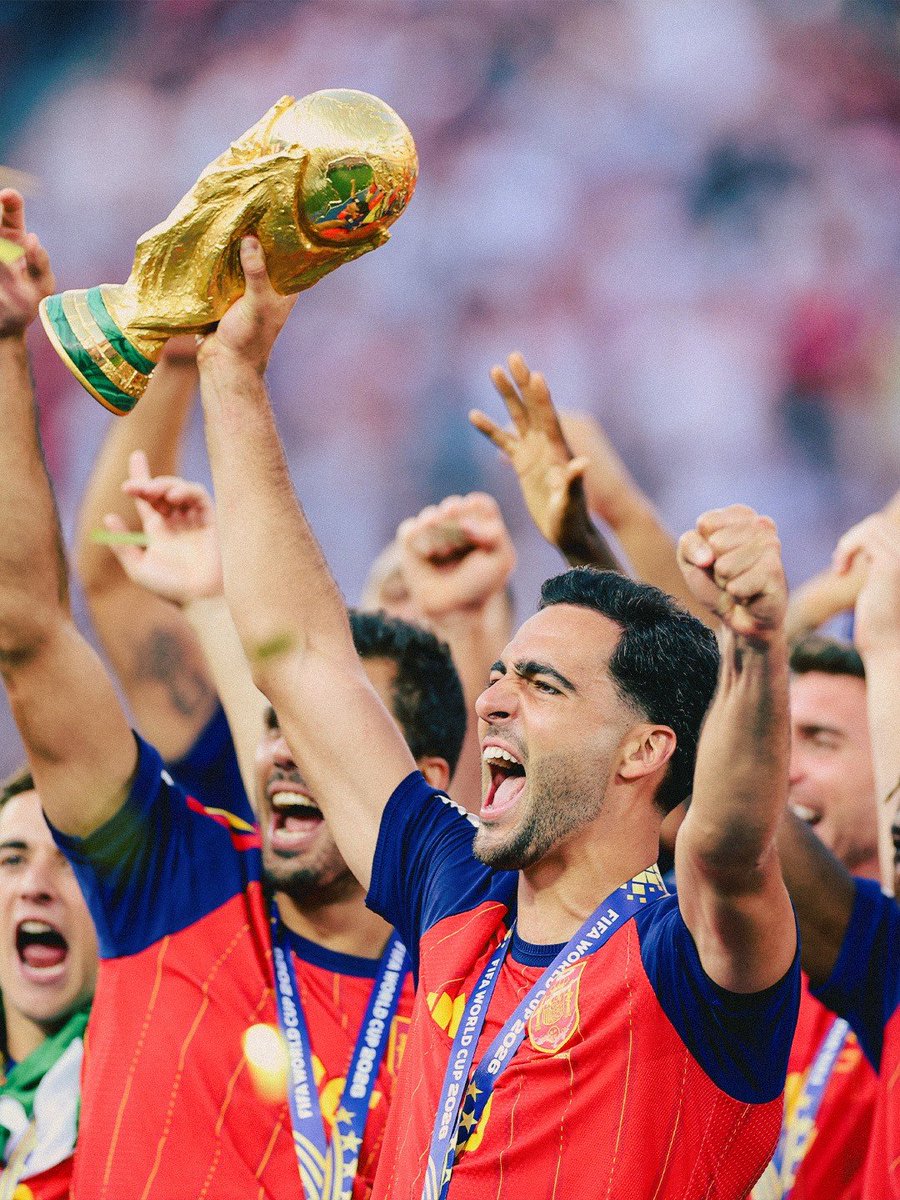 deniestsotto's tweet photo. @ballondor https://t.co/XElfuWEvXZ