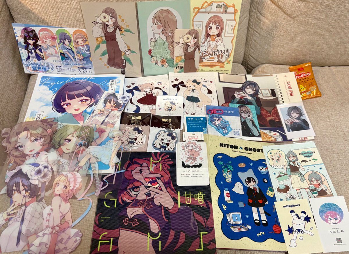 KMNMwolfcutcat's tweet photo. そうさくマーケットの戦利品です☕️✨
素敵な作品と人との出会いいっぱいあって楽しかったです✨✨
創作モチベ高いので何卒よろしくお願いします🐈‍⬛
#そうさくマーケット https://t.co/DuZRakEpeC