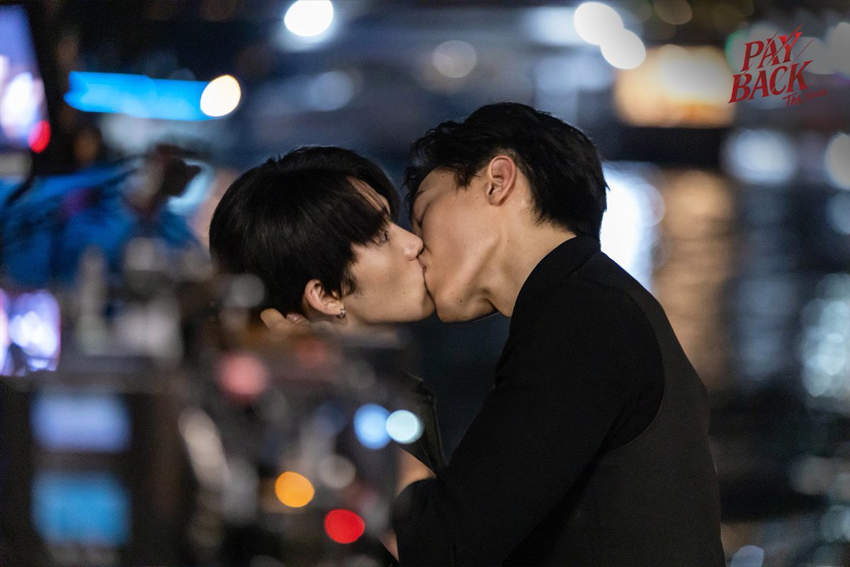 _kriachii's tweet photo. So obsessed with their kisses 💋

#PAYBACKTheSeries #PaybackEP8 #ToptapMinlee #TOPTAPJarukit #MINLEEthanakorn https://t.co/kvTNxFvyea