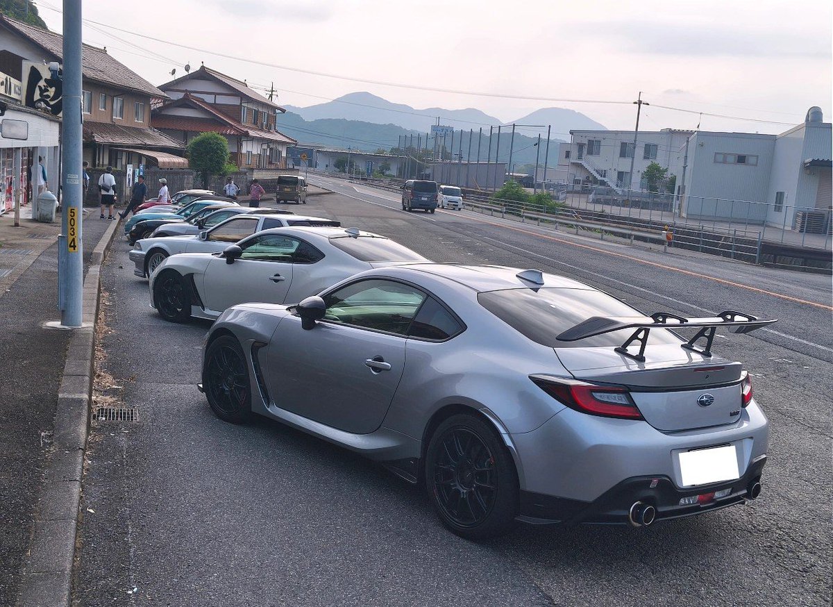ryuGR86's tweet photo. 今日は合計11台の大所帯ツーリングに参加して島根の江津まで行ってきました‼️
ツーリングめっちゃ楽しかった✨️
400キロぐらい走ったな〜
今度は秋に行く予定になるかも💭 https://t.co/vcXiIV6xs7
