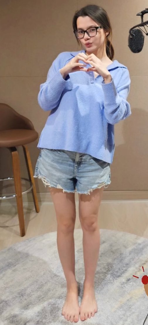 srfbpfk's tweet photo. เนี้ยมาโยงดิชุดเอยใด ไปที่เดียวกัน อยากให้โยงมาก https://t.co/wxZPQBcsph
