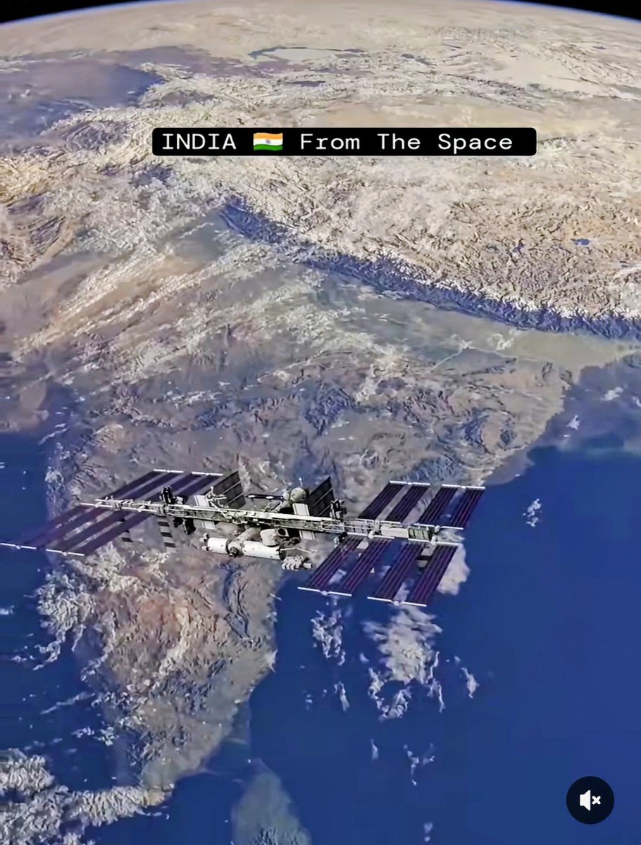 sanjeev__kapoor's tweet photo. When PM Indira Gandhi asked Wg Cdr Rakesh Sharma on 3 Apr 1984, how India looked from space, he had replied..

"Saare Jahan Se Achha, Hindustan Hamara."

This is how India looks from Space. https://t.co/Su42zoPRYd