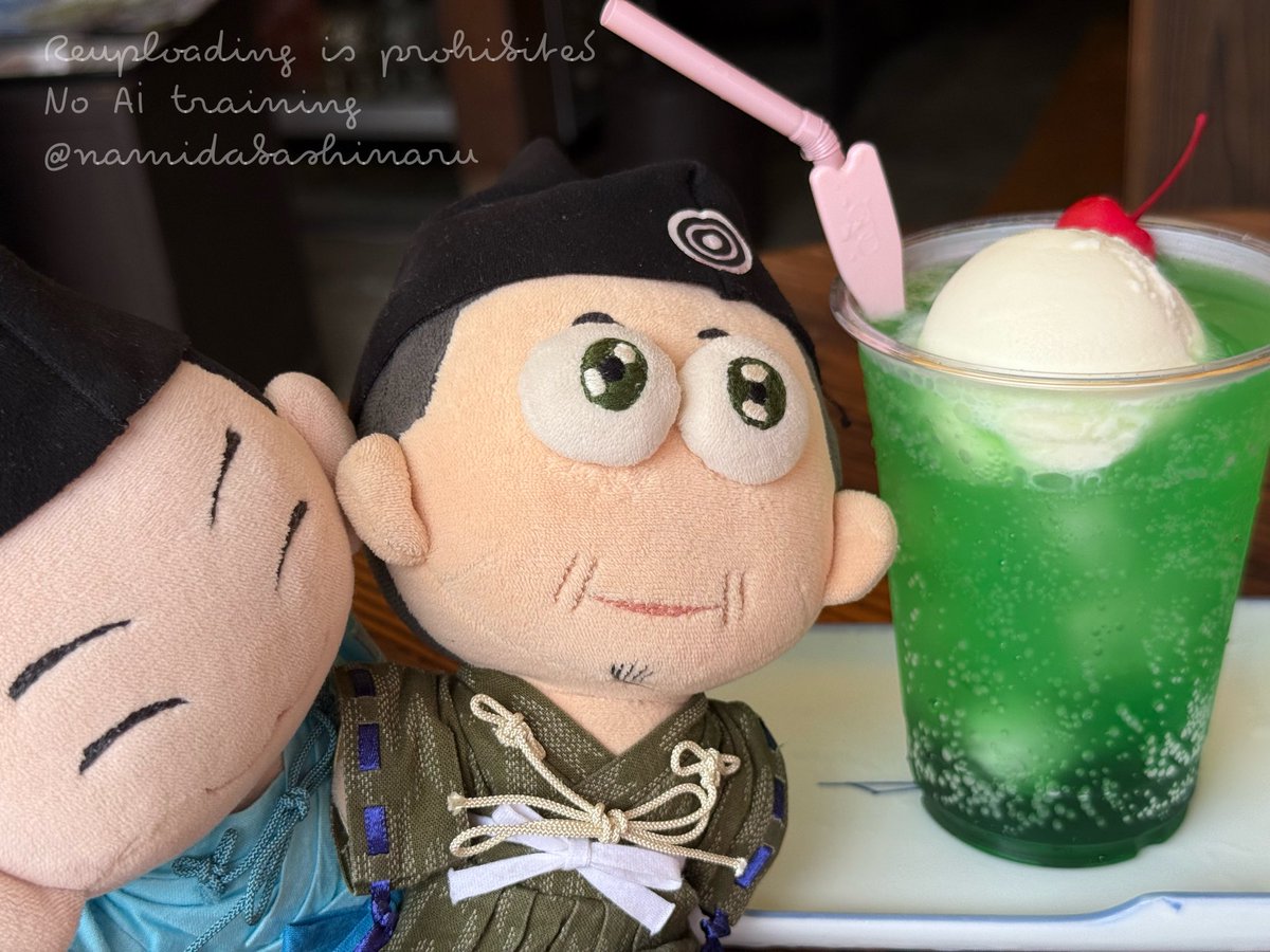 namidabashinaru's tweet photo. 暑すぎ休憩〜🍈🍒🍨🥤 https://t.co/9tETMZYPUE