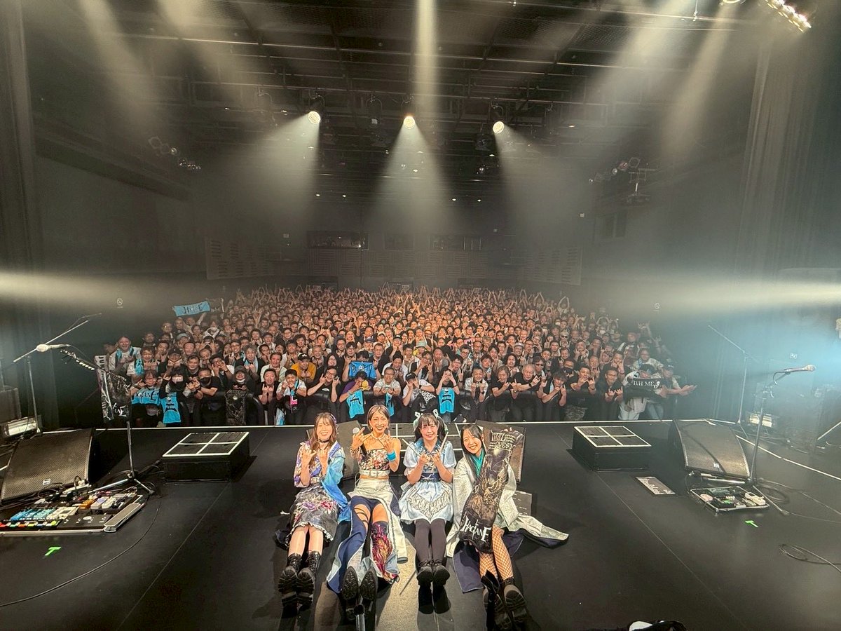 hagane_0623's tweet photo. ⚔️#HAGANE ライブ⚔️
HAGANE EP Release Tour「METAL QUEST」
大阪 BIGCAT
ありがとうございました‼️

NEXT LIVE⬇️
8月9日(日) 
📍 広島LIVE VANQUISH
HAGANE EP Release Tour「METAL QUEST」 https://t.co/5bHUqJloIL