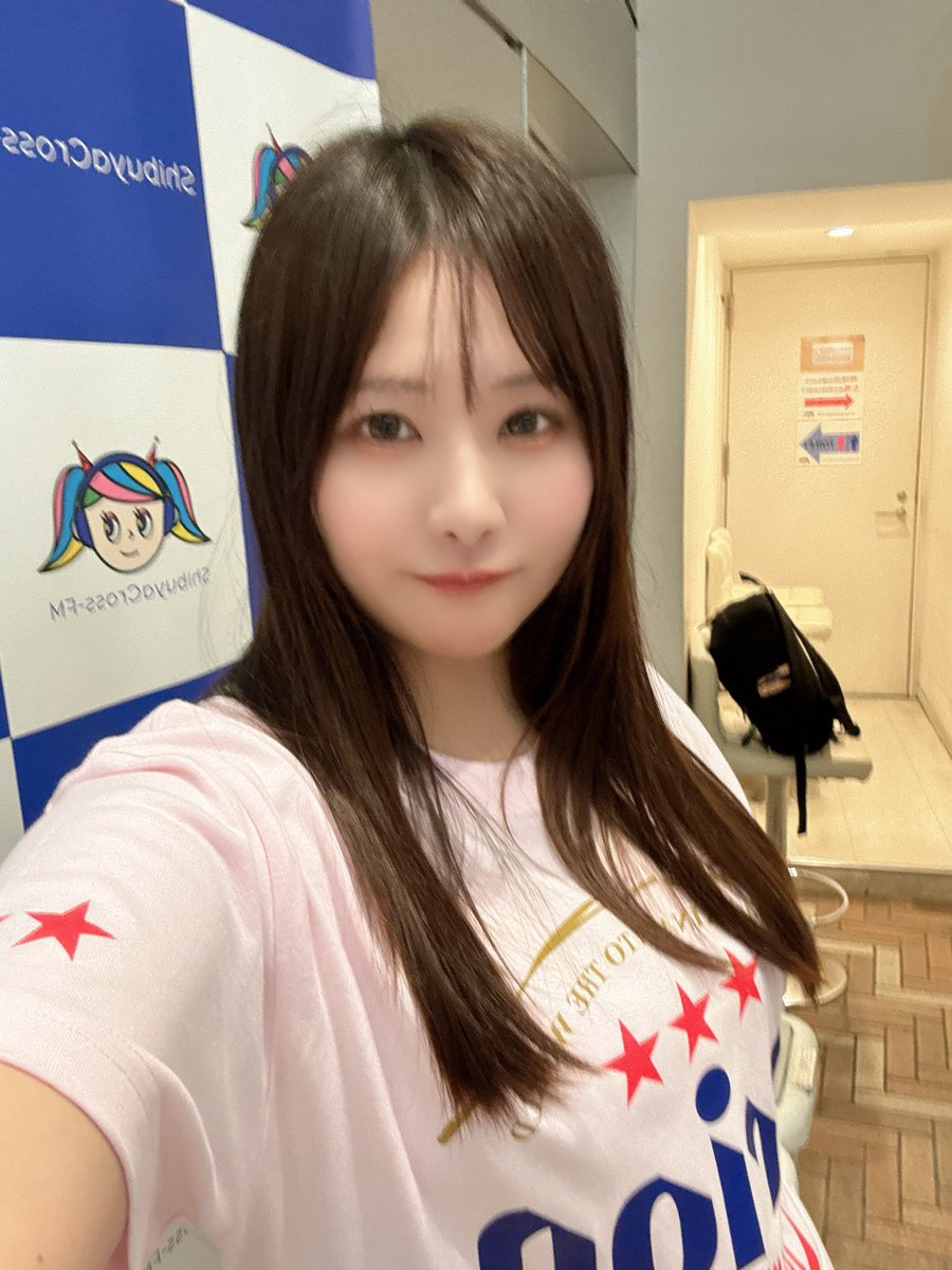 津永りあ tweet media