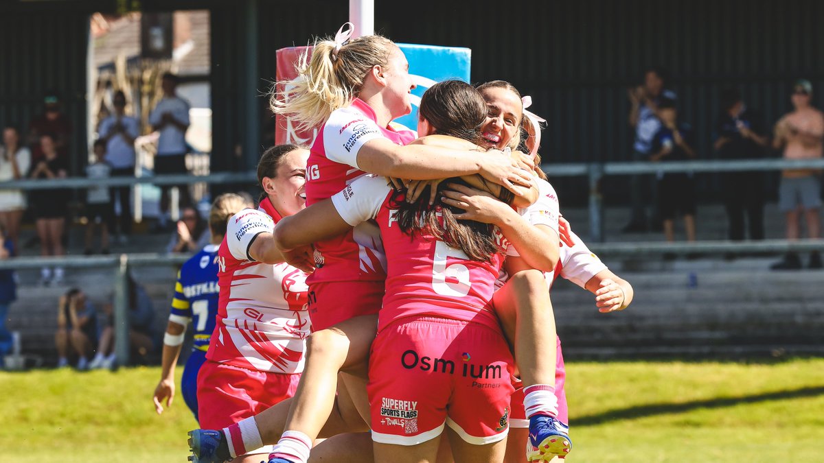 TheRFL's tweet photo. Oulton Raidettes and Manchester Swinton Lionesses lifted the Women's Challenge Shield and Plate yesterday 🏆 https://t.co/rE1TWl2uW2