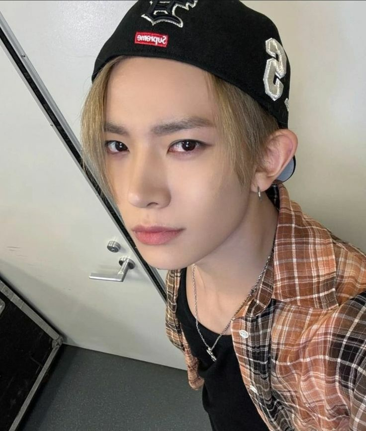 softjake_en's tweet photo. My love will never diee~~😫💗💗

#EVRSD #EVAN #EverSelcaDay #에반 #HEESEUNG #EVER #희승 @h_evva_n https://t.co/HUQGIOlClK