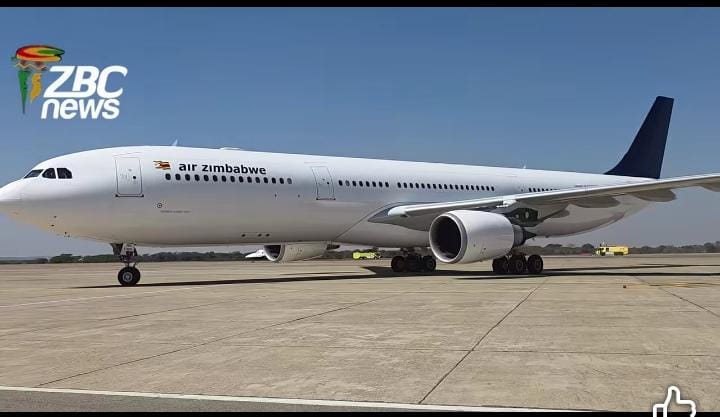lawmdz's tweet photo. Air Zimbabwe has officially resumed direct Harare-London flights after 14 years, with the first service operating 3 times weekly. Now we need to see a full transport industry transformation 🇿🇼

@FlyAirZimbabwe @MhonaFelix @NRZ_Zimbabwe @TransportMinZim
@Jamwanda2 @nickmangwana https://t.co/v8fZlhPYlm