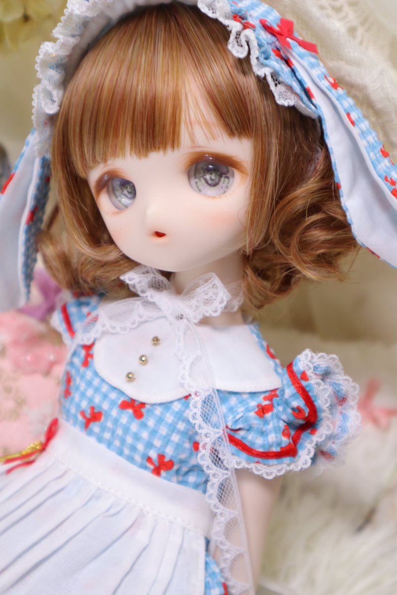 ogcookiedoll's tweet photo. 🍊カスタムヘッド紹介🍊
✨DDH-01✨
↓主なカスタム内容↓
お顔全体を削ってリキテックスとパステルにてメイク
最初と最後、合間に何度かコーティング
開口あり、口内パーツは樹脂粘土

着用しているアイがおまけで付きます
価格　35000円
#おれんじっこ 
#ドルパ_ディーラー https://t.co/SggzLeQxcc