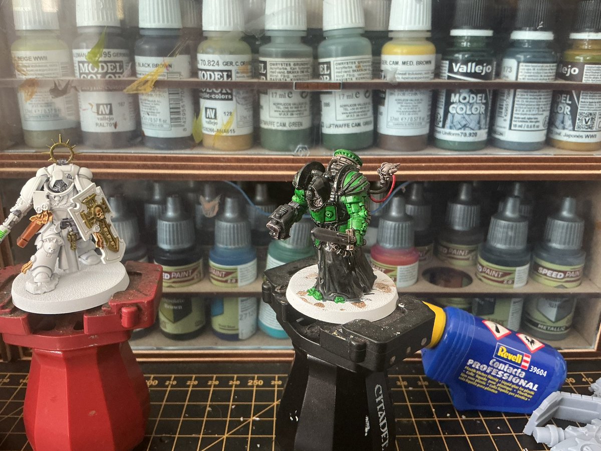 Will1Welsh's tweet photo. Every time a new edition of 40K comes out I try to paint the space marines in a new and different chapter to the main ones so for the last three editions I have chosen Doom Legion for ninth, Mantis Warriors for tenth and Sons of Medusa for eleventh. https://t.co/FiKhiVLijZ