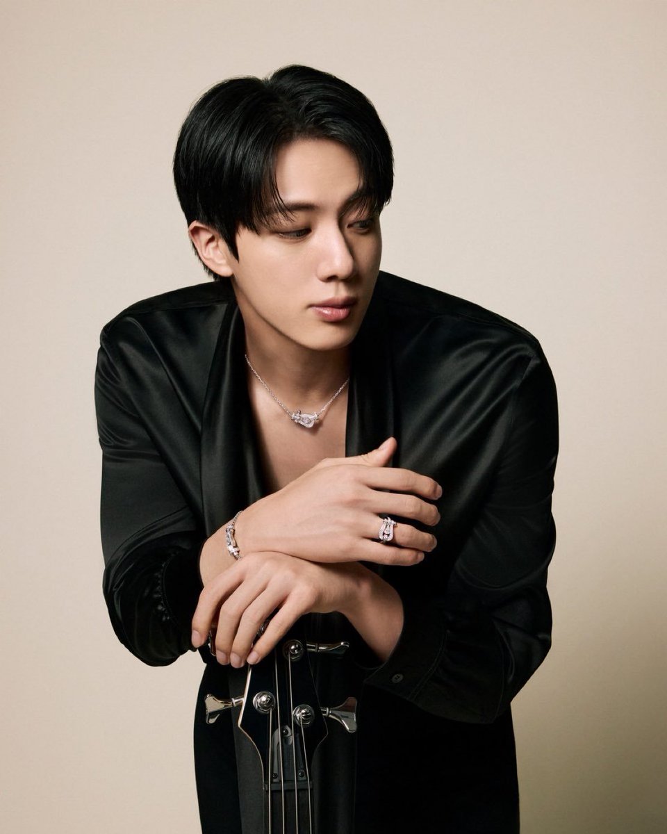 BTS BASE tweet media