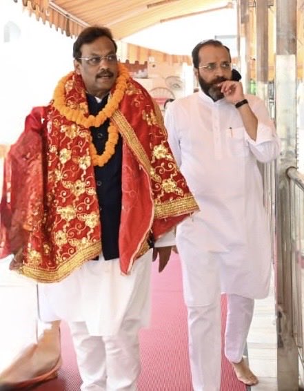 joharashwin's tweet photo. Warm birthday wishes to Gen. Secretary of @BJP4India and our elder brother Sh. @TawdeVinod ji 
Praying for your good health and long life. https://t.co/lEojZOY5Xy