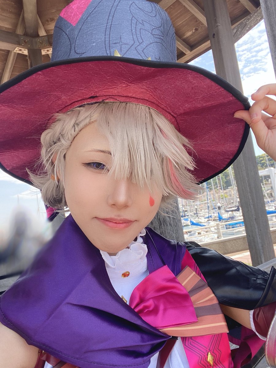 suisi777's tweet photo. コスサミ前なので🏷️失礼します！
関東中心に雑多でレイヤーしてます！
刀剣、ツイステ、崩スタ、原神アツいです！！
お話沢山したい人なので沢山話しかけて仲良くしてください！！
❤️♻️どちらも気になった方、お迎えします！
コスサミはｼﾞﾝちゃんで参加予定です！
 #コスプレイヤーさんと繋がりたい https://t.co/XVmFN80TZ9