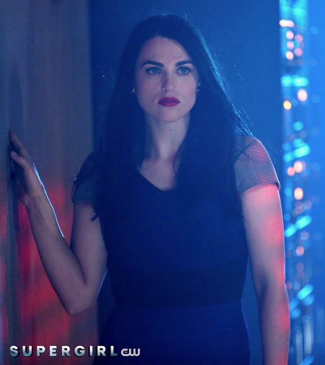 lovingxwomen's tweet photo. why have I not seen this before or at least not remember this serve omg https://t.co/6etIoWza8Y