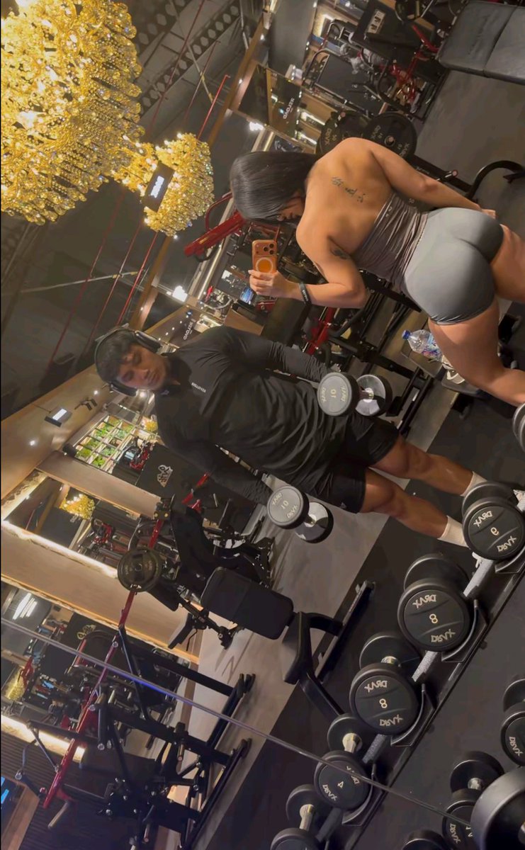 Janeviewssss's tweet photo. Workout https://t.co/PwpidNLwj5