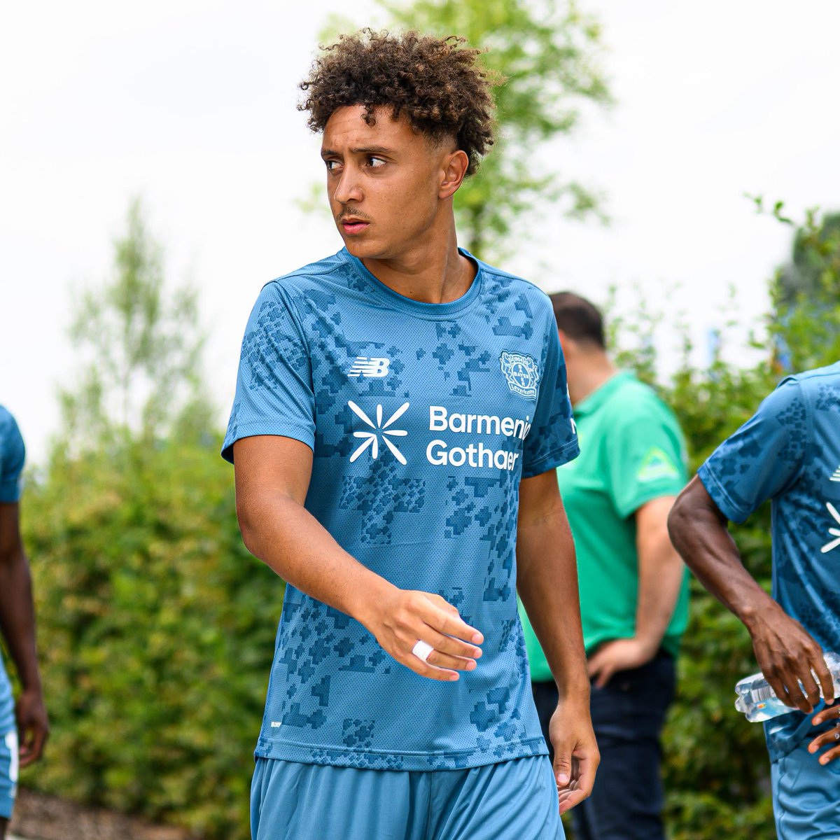 Bayer 04 Leverkusen tweet media
