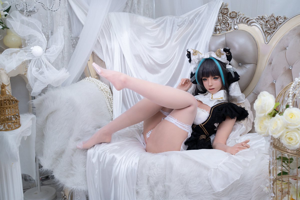 yfdoll_jp's tweet photo. 今日の霜降ちゃんはアズレンのチェシャーちゃん🐈⬛
「ポーズお願い💗」
「はいにゃ~」
#アズールレーン #チェシャー #アニメドール #コスプレ #YFDOLL https://t.co/gdvf9ouqjK