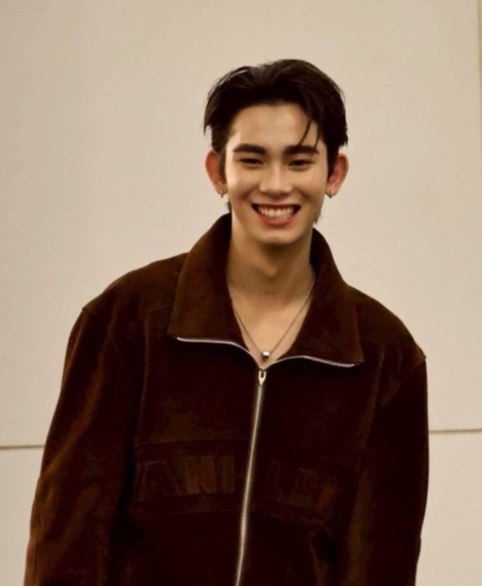 destiny_of_b's tweet photo. สู้ๆนะมีอีกคนเป็นกำลังใจให้เสมอ กลับมายิ้มได้ไวๆนะตรับ

#bringbackjustinmoir
#justiceforjustinmoir
#justinmmoir https://t.co/k878aHQO20