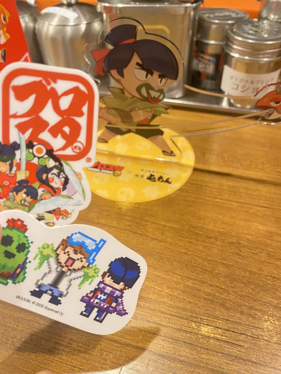 Sakuna_39_7's tweet photo. 集合時間で考えると、約1時間半遅れで着席(17:10頃)

脳死で大盛りの全maxにしたけど、間違ってなかったと思う
具材がかなりあって、お腹空いてたらライス良いかもなって思った

店内は中~高生ばかりで、一般のお客さんはどうしてるんだろう🤔
けど7時に行ってこの時間はキツイ人居るよ…😐
#ブロスタ https://t.co/pVlAacFhSS