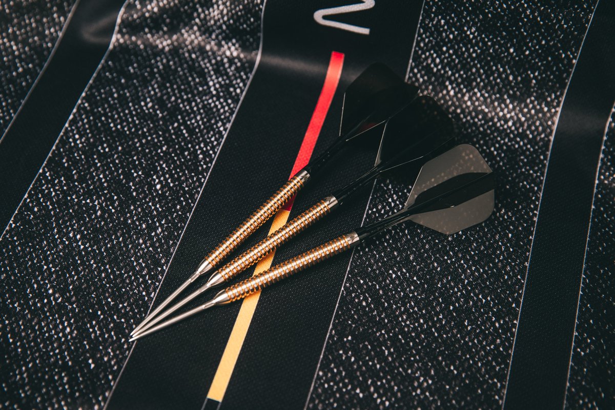 DartsCorner's tweet photo. A closer look at the new @MissionDarts Mike De Decker V2 Darts... 🧐🎯

⚫️ Ultra slim 60mm long barrel
🟡 Gold highlighted rings
🔴 Fitted with the new Mission Rapid R2.5 screw-in points

Shop now 👇
https://t.co/Fd9h0rNy6q

#TheHomeOfDarts https://t.co/SWLDUpV5wm