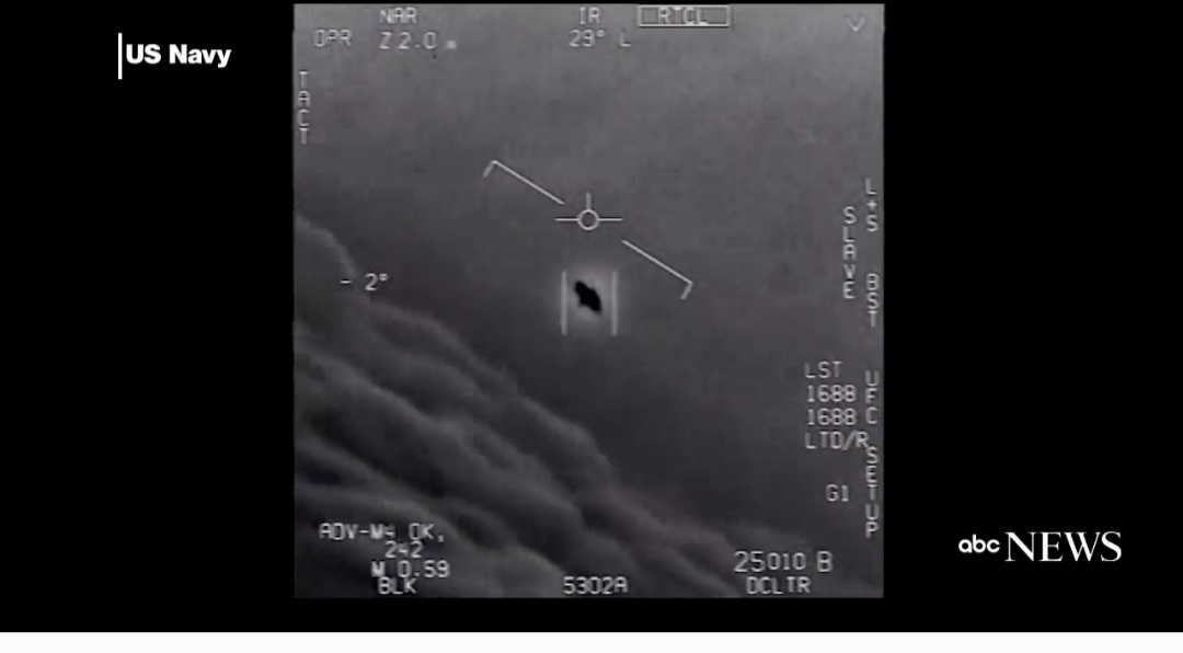 UFOExposer's tweet photo. @Briankeating Does the gimbal now look familiar to you? https://t.co/FC9xRJ4xnx