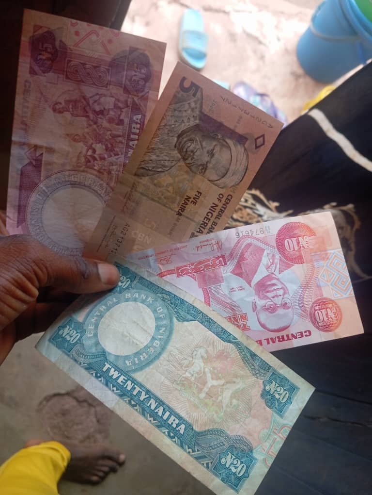 Moses112222's tweet photo. Gen Z go think say na EURO 😂😂 https://t.co/qlr9wvwYjR