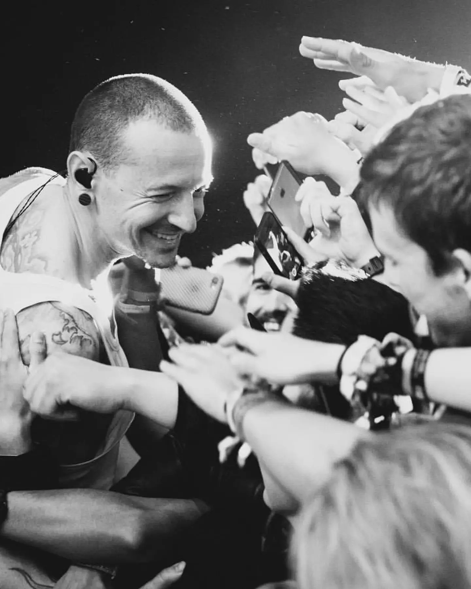 Mayonaise_Hiro's tweet photo. Rest in smile.
#ChesterBennington #RIPChester #LinkinPark
#depression #うつ病 https://t.co/EfEd0erWnM