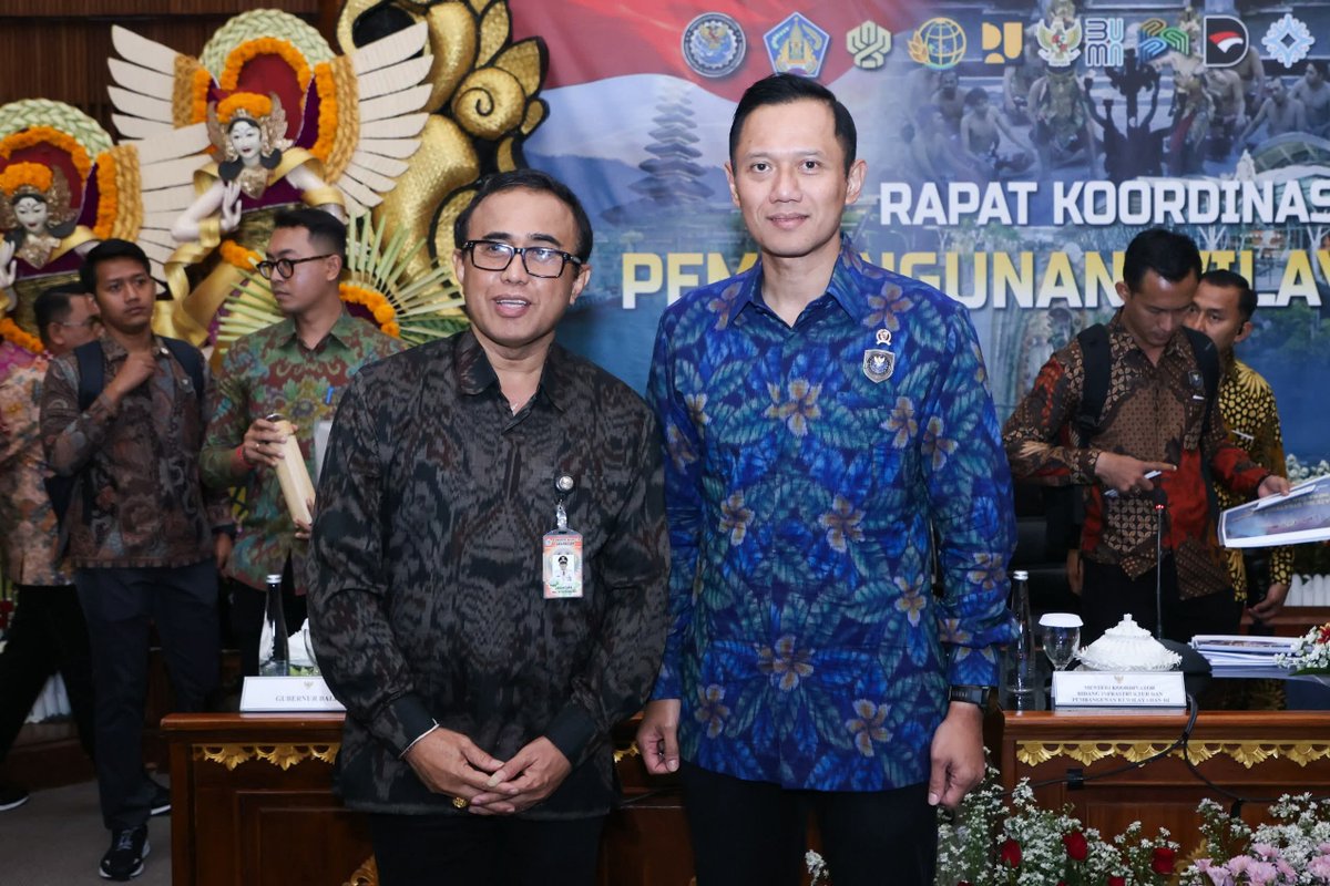 PDemokrat's tweet photo. Melalui sinergi seluruh pihak, Kementerian Koordinator Infrastruktur dan Pembangunan Kewilayahan berkomitmen mendorong pembangunan Bali yang terintegrasi, tangguh, dan berkelanjutan, sehingga mampu menghadirkan kesejahteraan bagi masyarakat sekaligus menjaga warisan alam dan budaya untuk generasi mendatang.