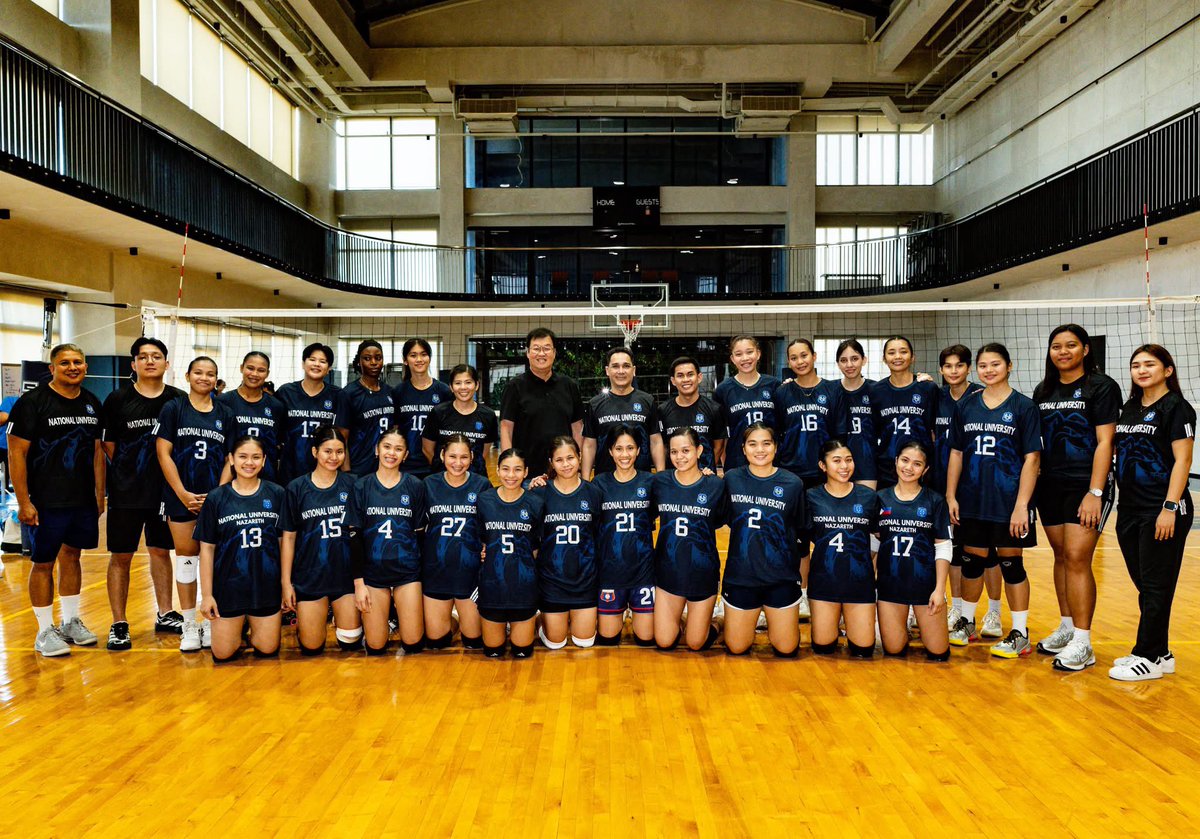 nuwvtcontents's tweet photo. Welcome back, Coach Norman! 🐶🐾

📸: Lady Bulldogs Volleyball (FB) https://t.co/Wrd07AF1Hq